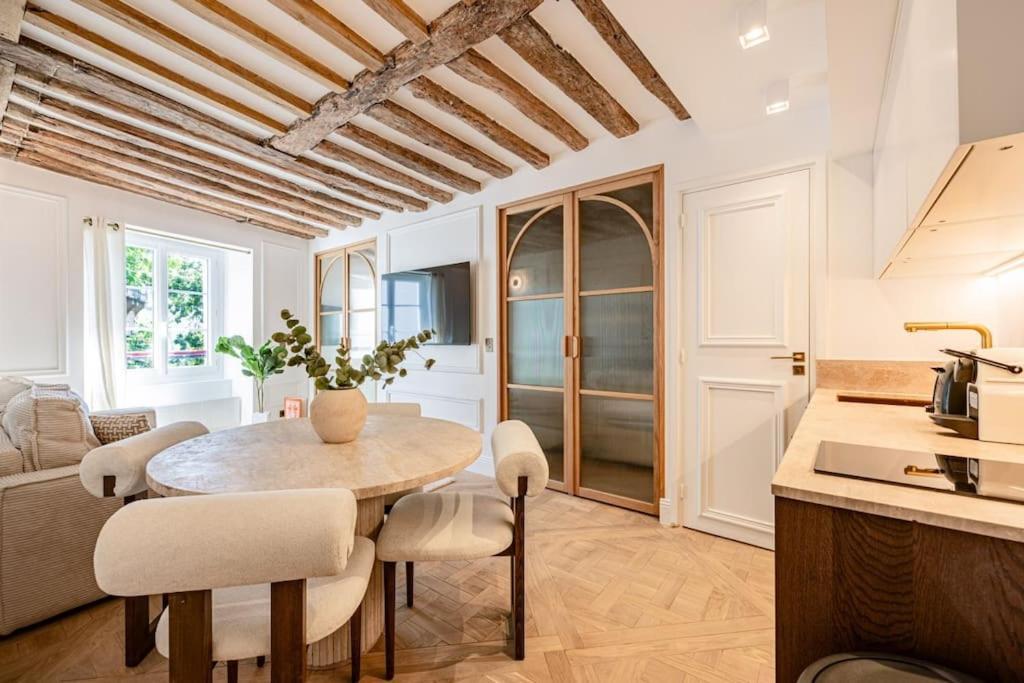 2bedrooms Sacree Coeur Place Du Tertre Montmartre * Parijs